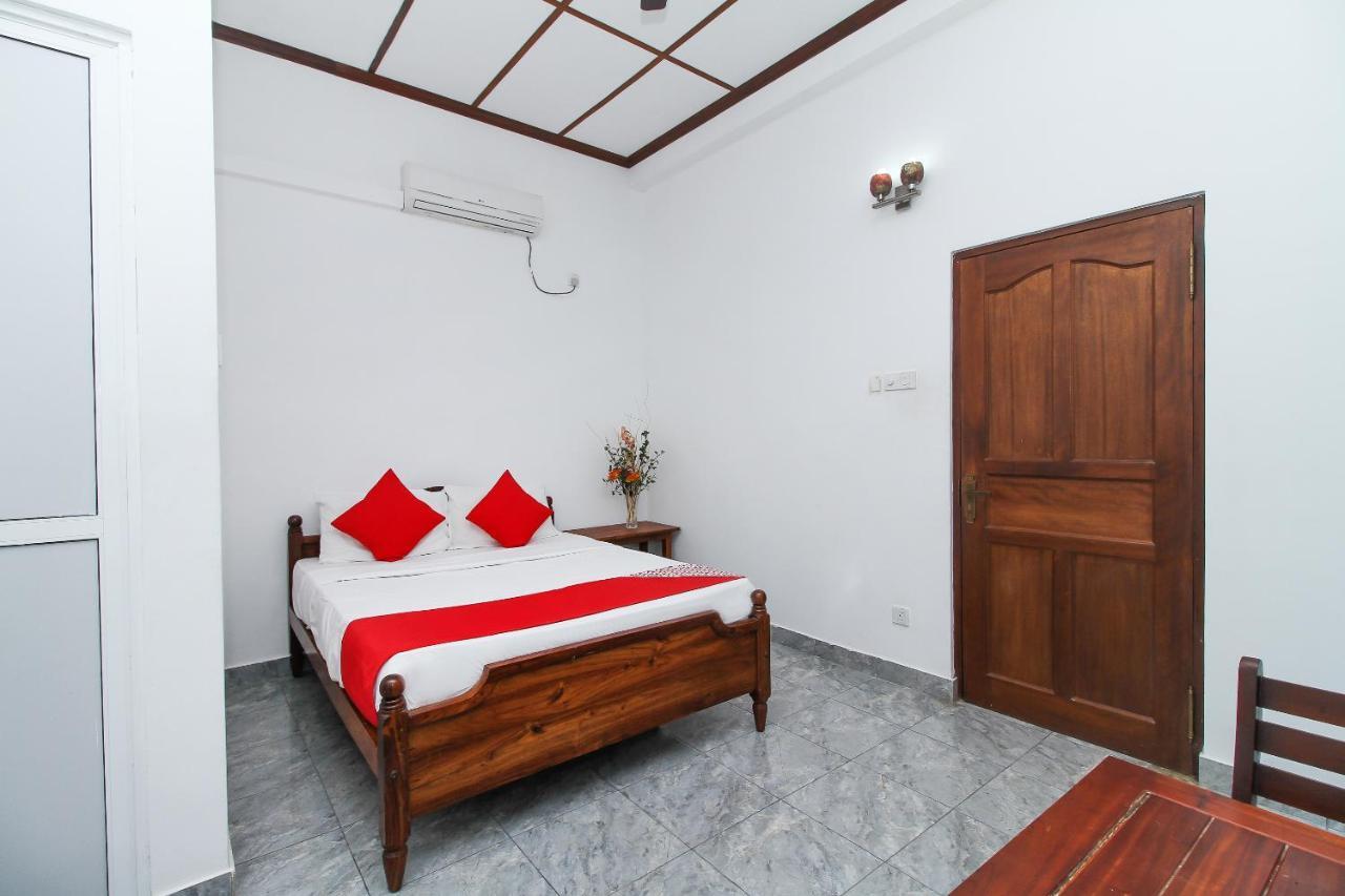Leo'S Home Stay Dehiwala-Mount Lavinia Esterno foto